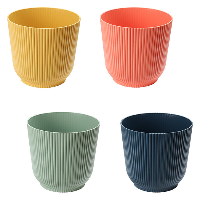 Pot 6 po en plastique cannelé fini mat