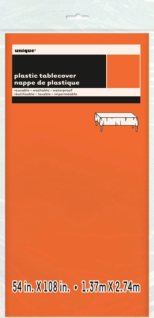 Nappe 54 po x 108 po en plastique jetable