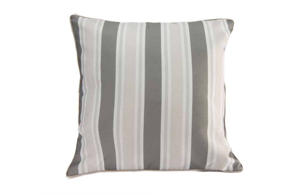 Coussin extérieur 18 po x 18 po ligné taupe