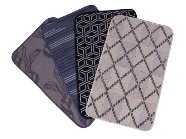 Tapis 18 po x 30 po avec motif