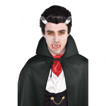 Perruque adulte homme noir et mèche blanche Dracula