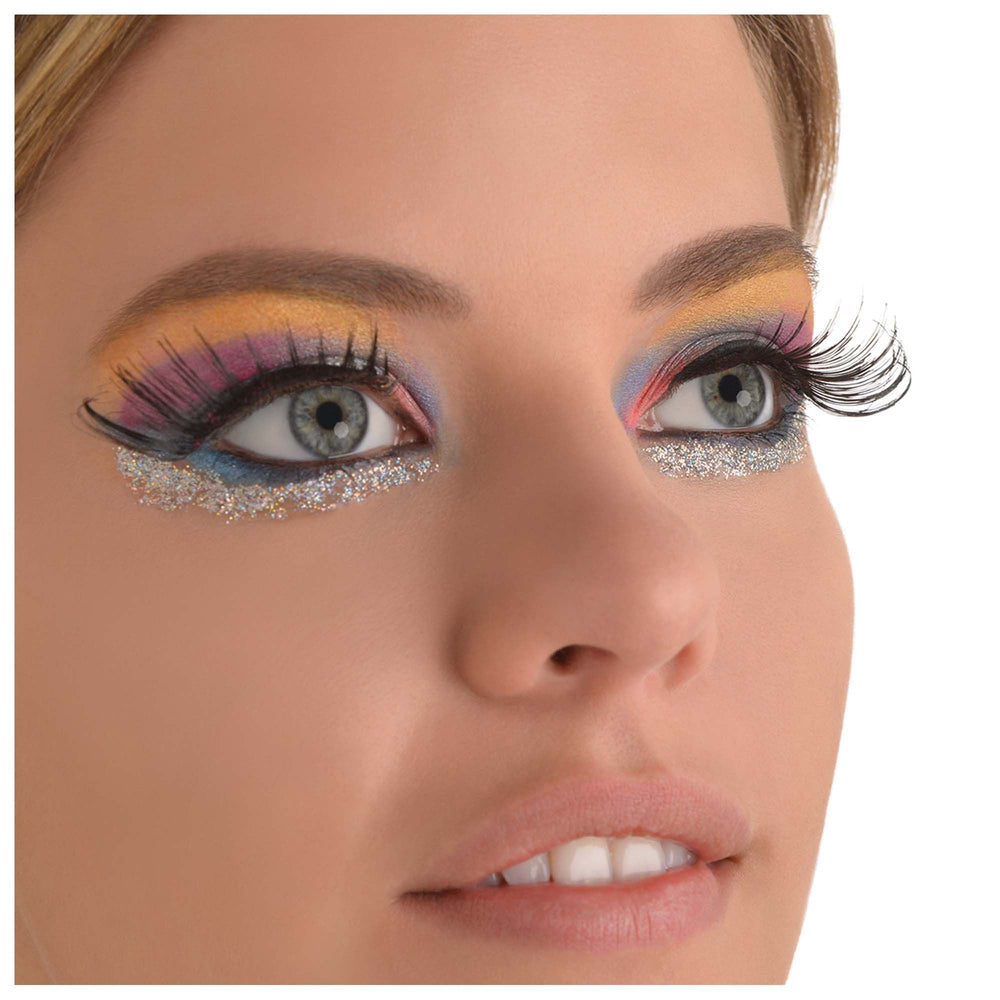 Faux cils longs noirs
