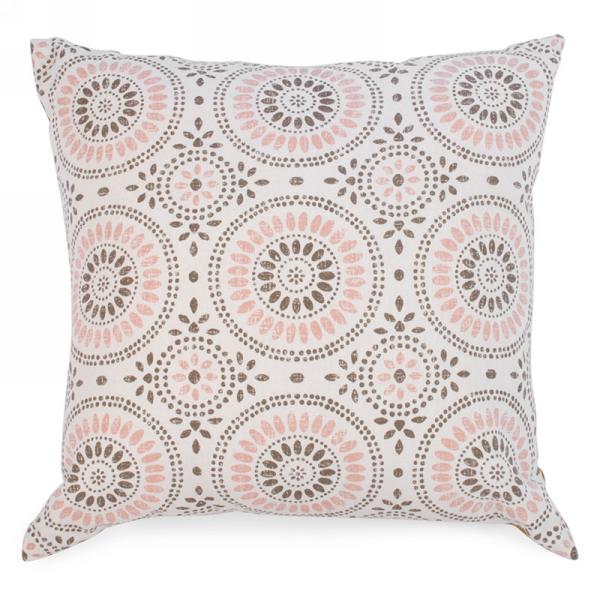 Coussin 17 po x 17 po beige avec motif de rond gris et rose