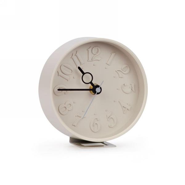 Horloge de table 5 po x 2 po x 5,5 po beige