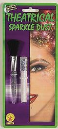 Maquillage brillant et pinceau