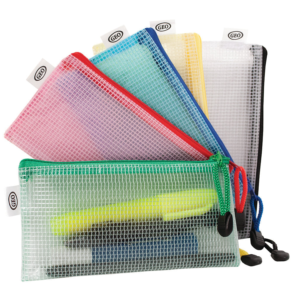 Étui à crayons en plastique clair Geo 4 po x 8 po