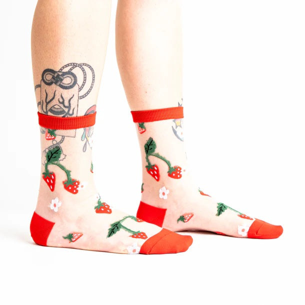 Bas mi-mollet en nylon fraises