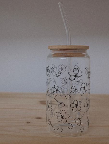 Verre avec couvercle en bambou et paille 16 oz fleurs de cerisier