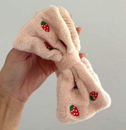 Bandeau self-care fraises brodées