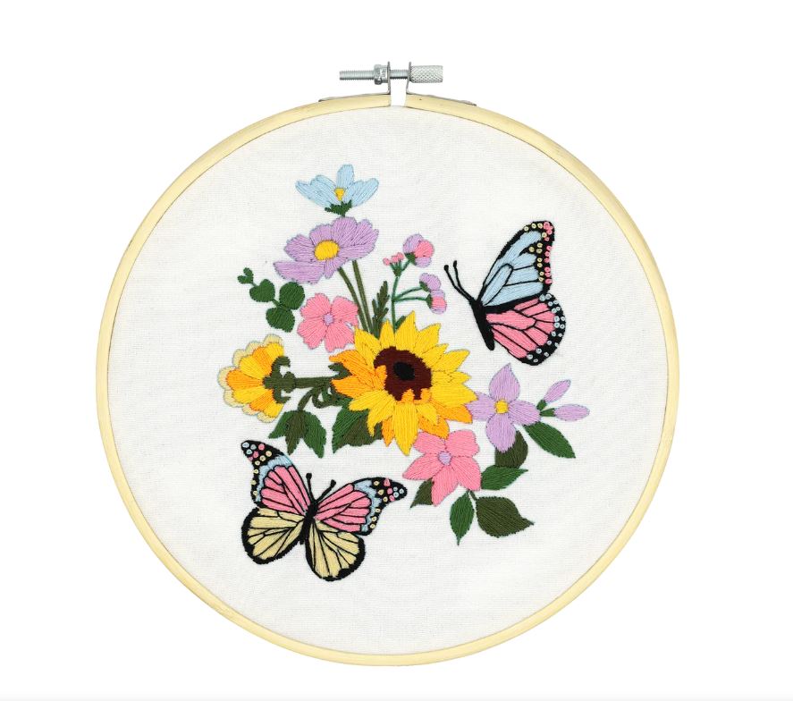 DIY broderie créative papillon (14 ans et plus)