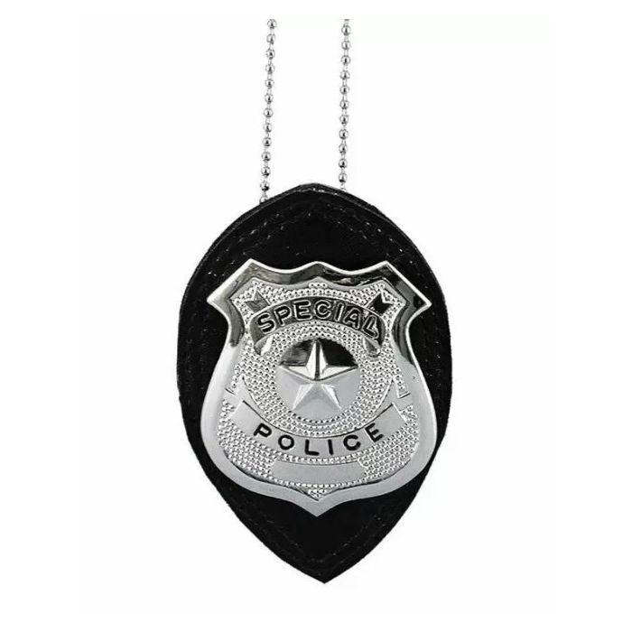 Badge de policier sur chaîne