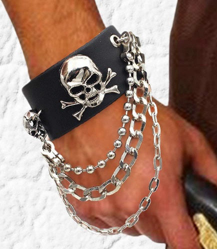Bracelet noir avec  tête de mort et chaînes