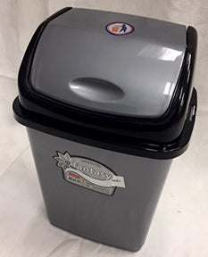 Poubelle carrée 5 L avec couvercle à rabat en plastique gris et noir