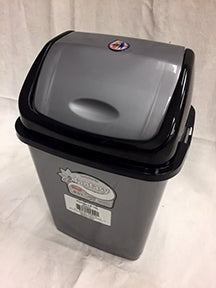 Poubelle carrée 10 L avec couvercle à rabat en plastique gris et noir