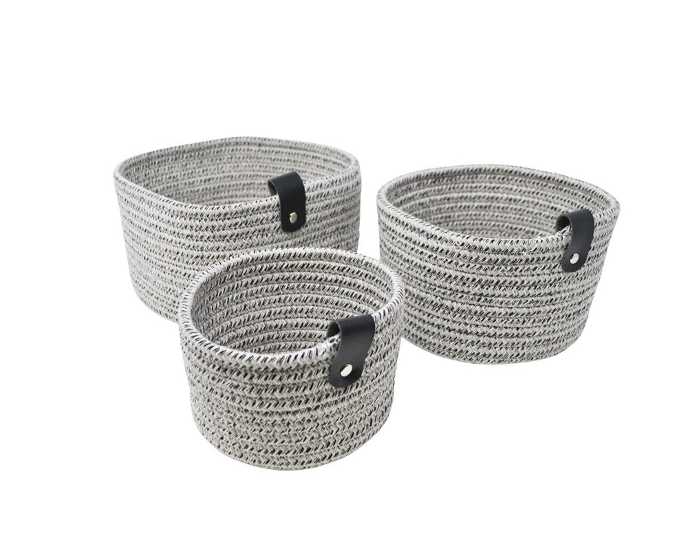 Panier en tissus et cordage blanc et noir