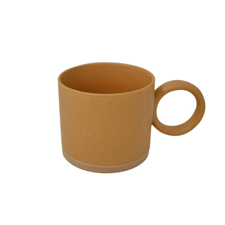 Tasse avec poignée ronde 9 po x 9 po x 3,5 po