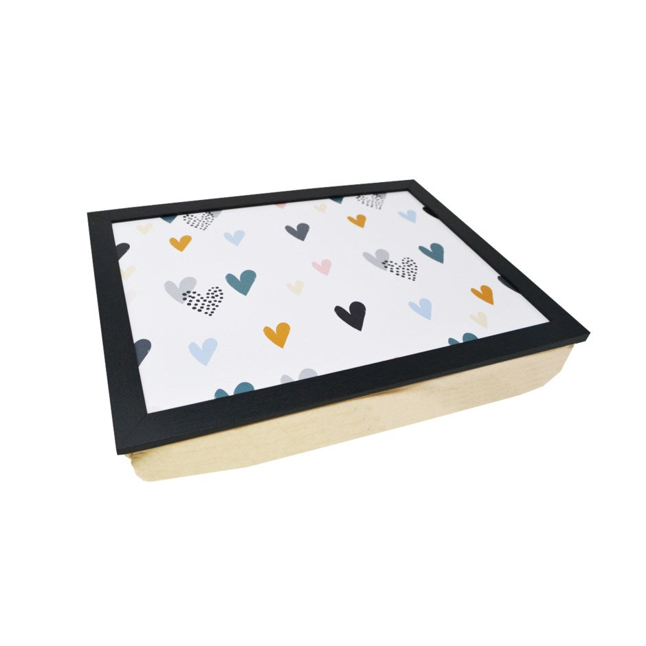Coussin de lecture 13 po x 17 po cœurs