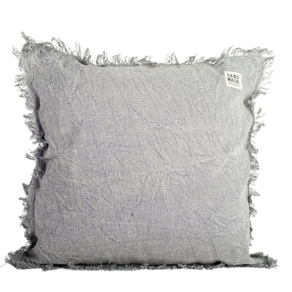 Coussin 20 po x 20 po  100% coton gris avec frange