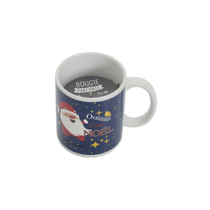 Bougie de Noël dans une tasse